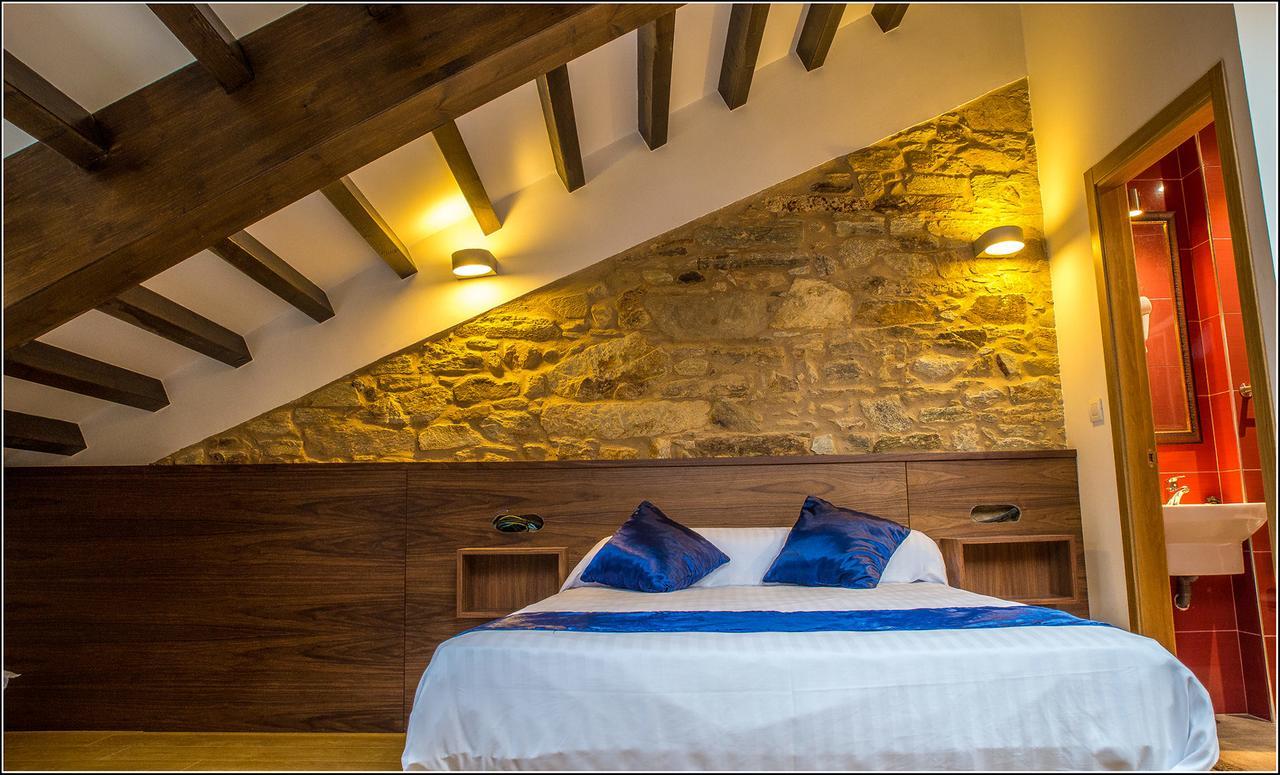 Oxford Suites سانتياغو دي كومبوستيلا المظهر الخارجي الصورة